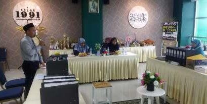 Penilaian Kinerja Kepala Madrasah MTs Darul Hikmah Pekanbaru