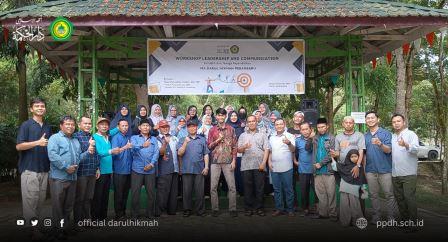 Workshop Leadership & Communication Training Guru MA Darul Hikmah