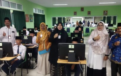 Monev Ujian Madrasah 2026 Kunjungan Penmad Kemenag Kota Pekanbaru di MTs Darul Hikmah