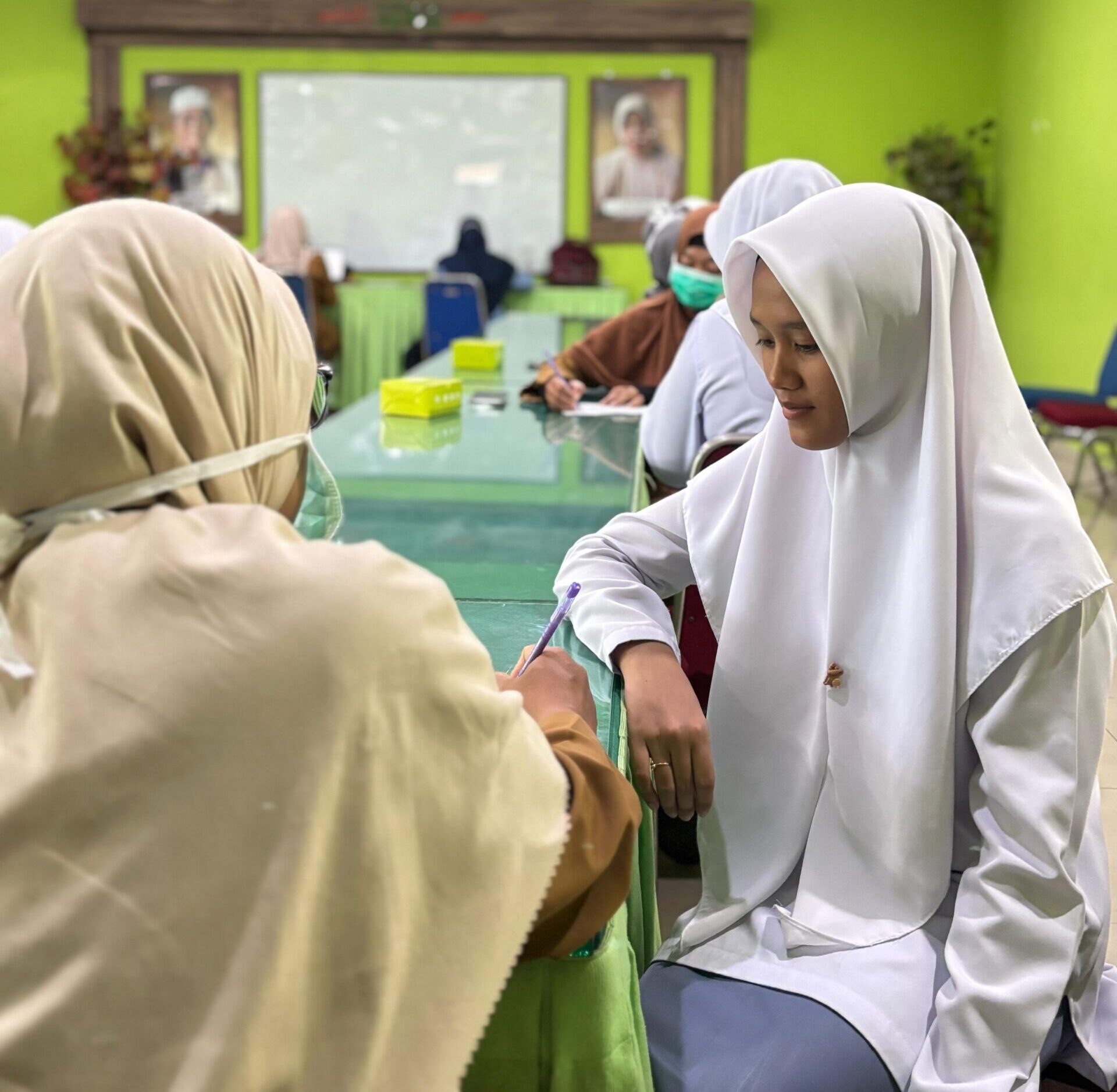 Cek Kesehatan Gratis di Ponpes oleh Puskesmas Simpang Baru