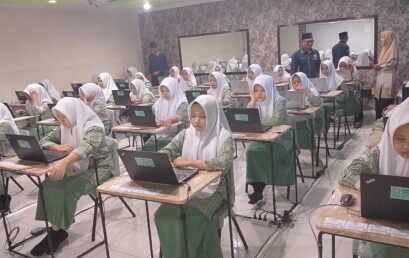 Pelaksanaan Asesmen Sumatif Akhir Tahun Kelas 10 & 11 MA Darul Hikmah