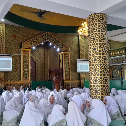 Sosialisasi Pencegahan Perundungan dan Tindak Kekerasan Terhadap Anak di Pondok Pesantren Dar El Hikmah