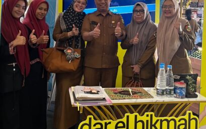 Education Expo 2026 di Living World Pekanbaru Resmi Dibuka, Ponpes Dar El Hikmah Tampilkan Berbagai Program Unggulan